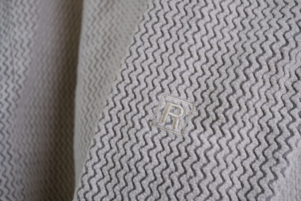 R1エアフリース